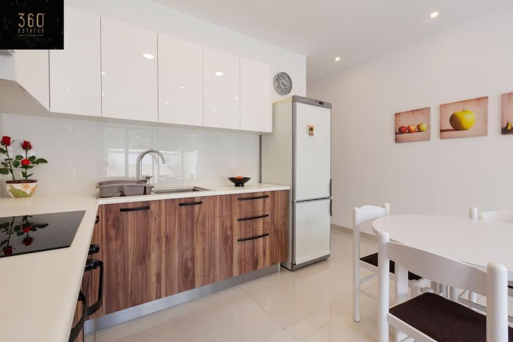 Comfy Apt With Terrace, 5 Mins To Sliema Ferries By 360 Estates Gzira Ngoại thất bức ảnh