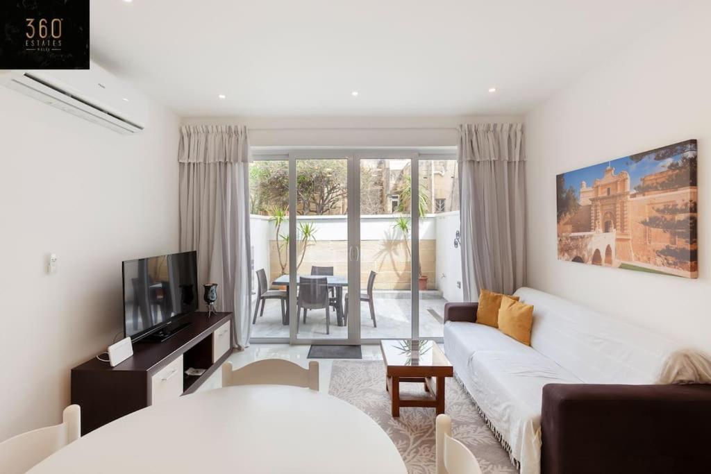 Comfy Apt With Terrace, 5 Mins To Sliema Ferries By 360 Estates Gzira Ngoại thất bức ảnh