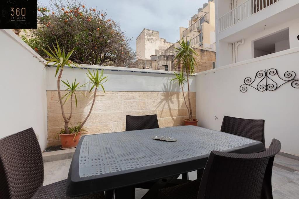 Comfy Apt With Terrace, 5 Mins To Sliema Ferries By 360 Estates Gzira Ngoại thất bức ảnh