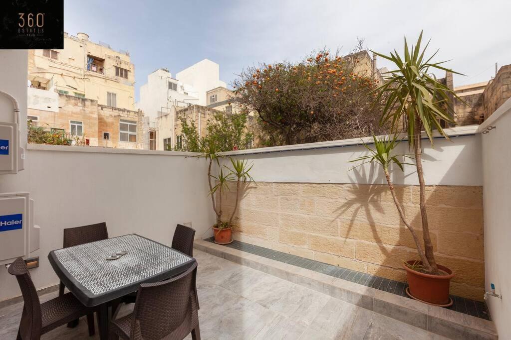Comfy Apt With Terrace, 5 Mins To Sliema Ferries By 360 Estates Gzira Ngoại thất bức ảnh