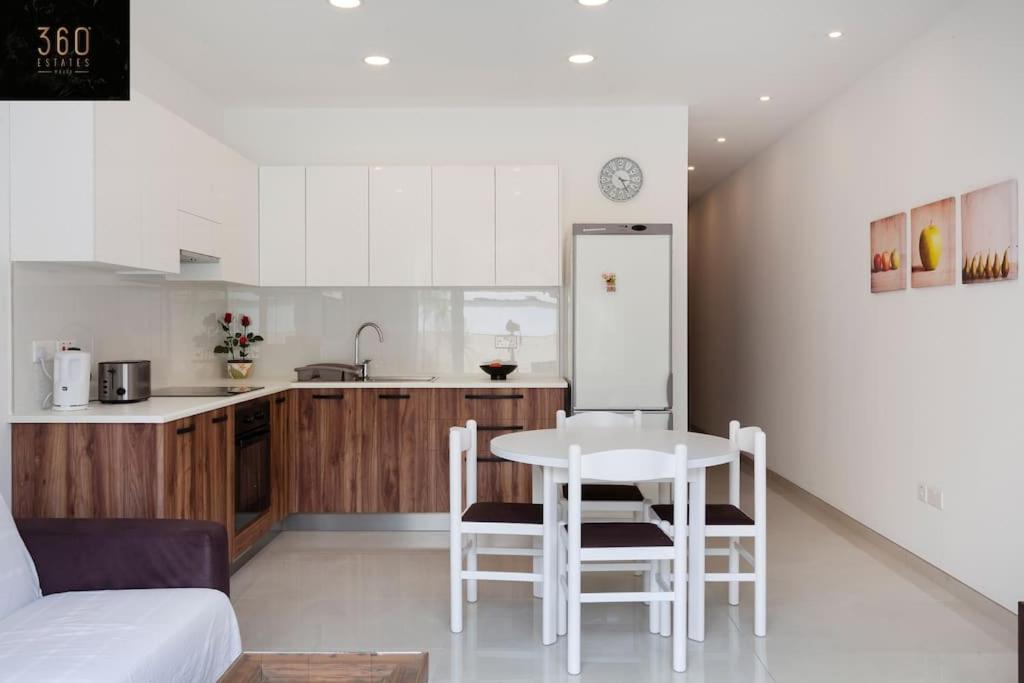 Comfy Apt With Terrace, 5 Mins To Sliema Ferries By 360 Estates Gzira Ngoại thất bức ảnh