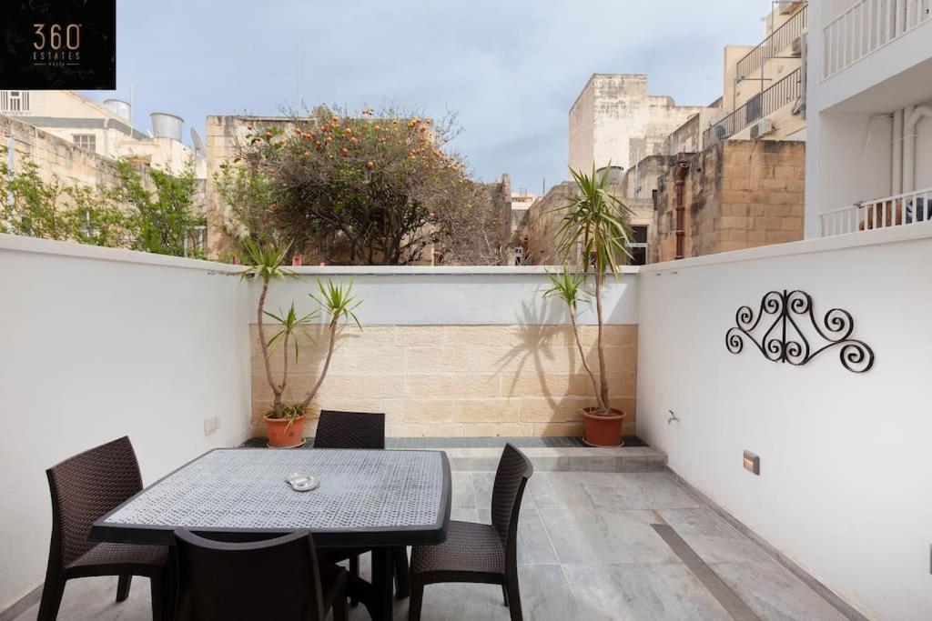 Comfy Apt With Terrace, 5 Mins To Sliema Ferries By 360 Estates Gzira Ngoại thất bức ảnh